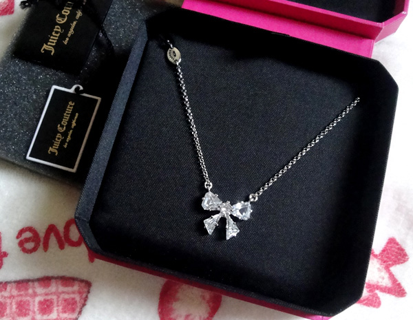 

Ожерелье JUICY Couture NC001