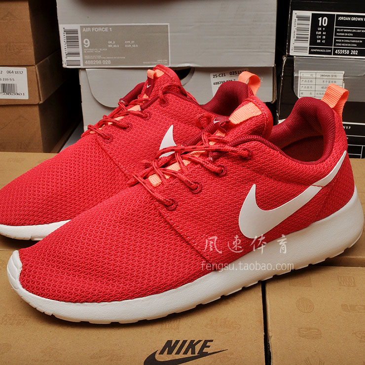 

Кроссовки Nike Roshe Run 511882-603