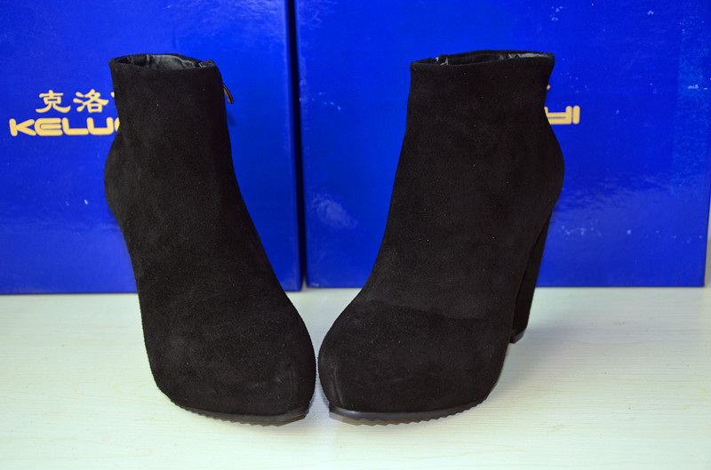 

Обувь на высокой платформе Chloe 2301/1 2012 2301-1
