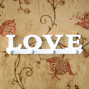 

Вешалка LOVE