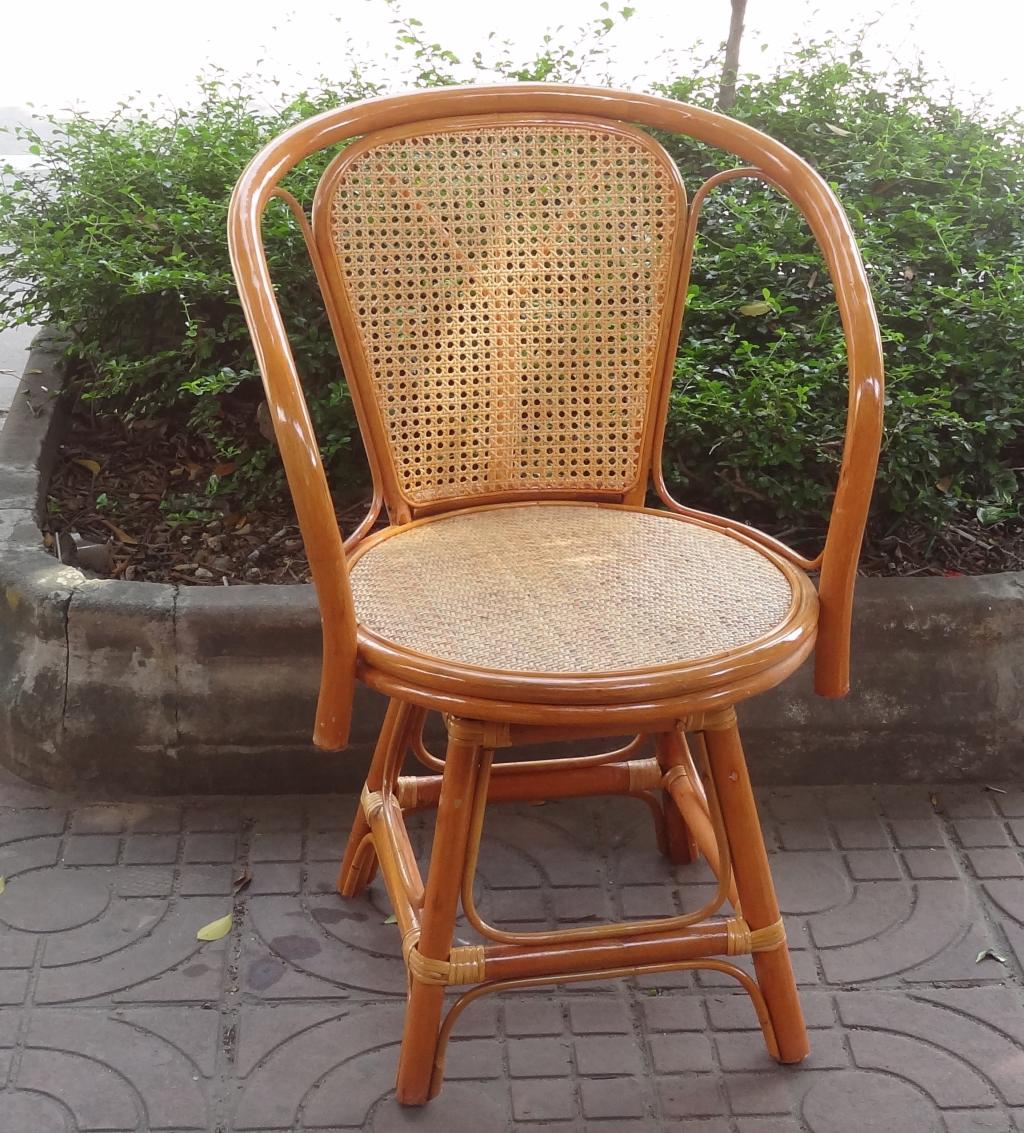 

Стул Still the United States Rattan
