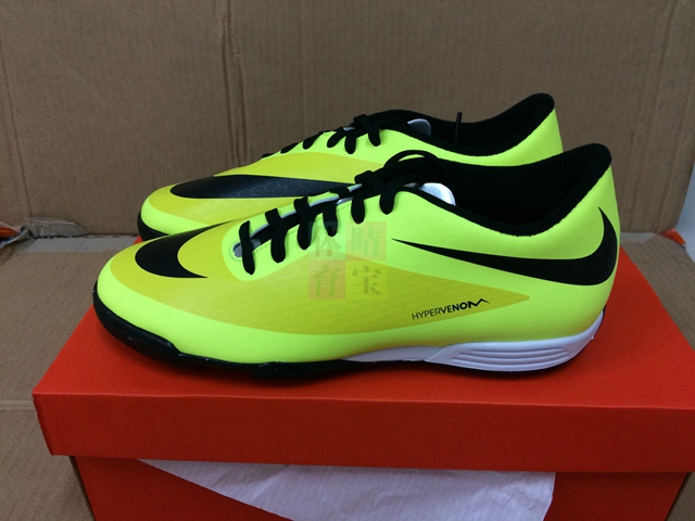 

бутсы Nike Hypervenom AG 599844-700