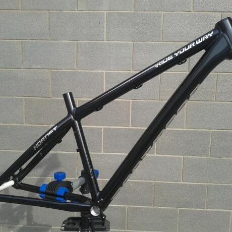 dartmoor hornet硬尾enduro/fr车架 650b/275和26轮组通用 现货