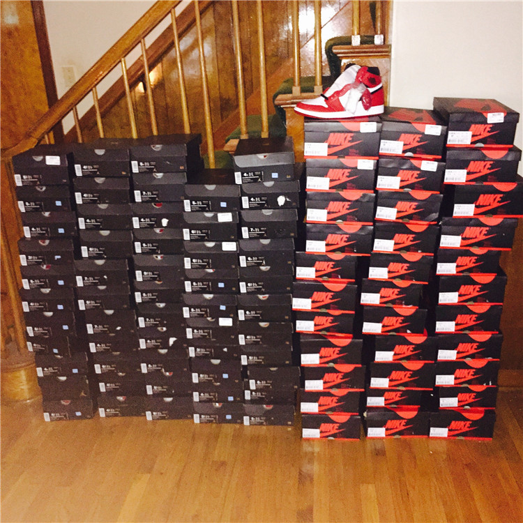

баскетбольные кроссовки Air jordan Chicago 575441-555088-101
