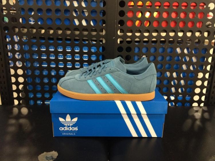 

кроссовки Adidas TOBACCO M17883 M17886