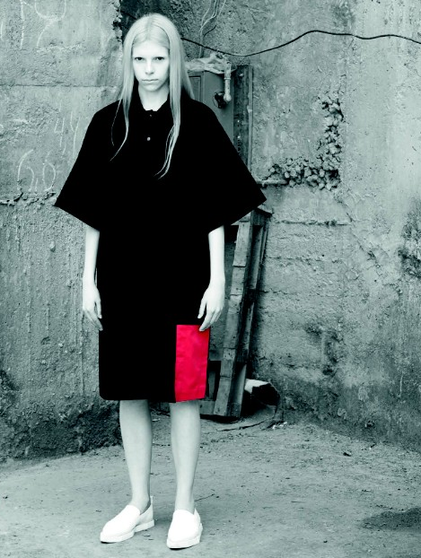 

Женское платье Yulia yefimtchuk+ Straignt Dress With Flared Sleeves