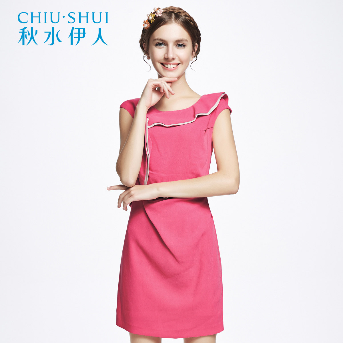 秋水伊人2015春装新款女装2015时尚百搭ol显瘦肌理中腰短裤子