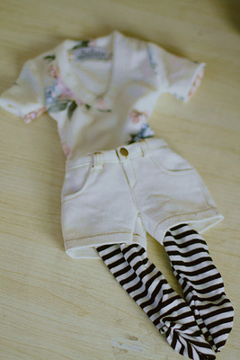 taobao agent [Endless] 3 points SD13/Uncle V -neck white make old denim shorts doll suits