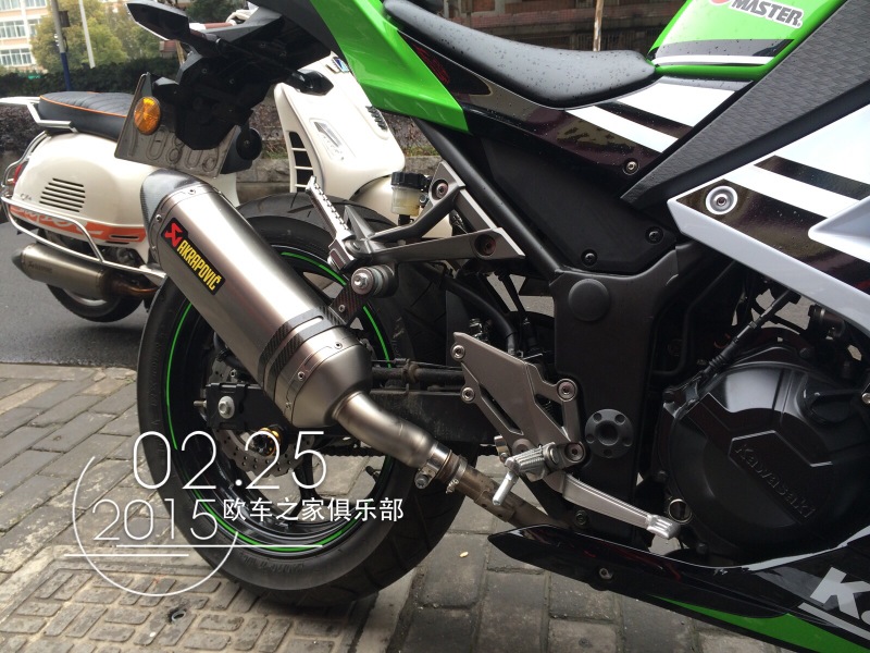 

Выхлопная труба для мотоцикла AKRAPOVIC KAWASAKI NINJA Z250