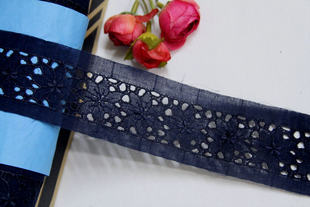 14D daily single dark blue cotton light cotton wire embroidered flower hollow small grabbing stone 47mm width 5 yuan 1 meter
