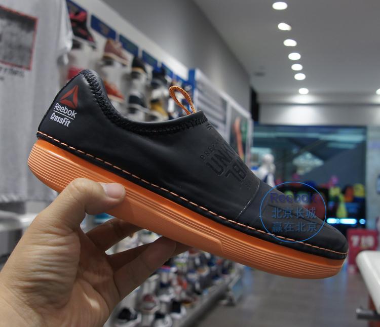 

кроссовки Reebok