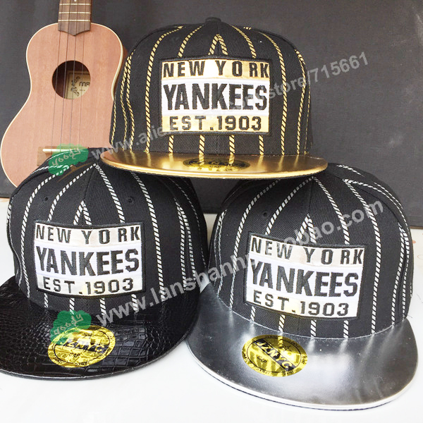 

Головной убор NEWYORK YANKEES LOVE