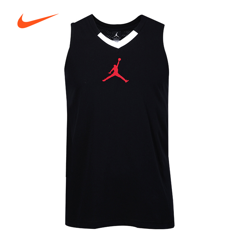 

Спортивная футболка Nike JORDAN 683998