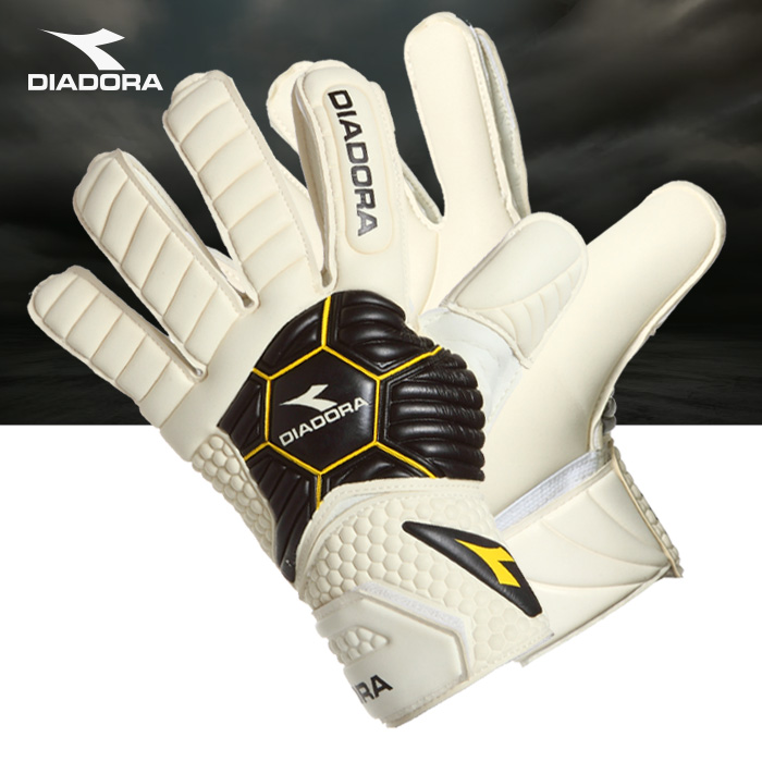 

перчатки вратаря Diadora 62019201