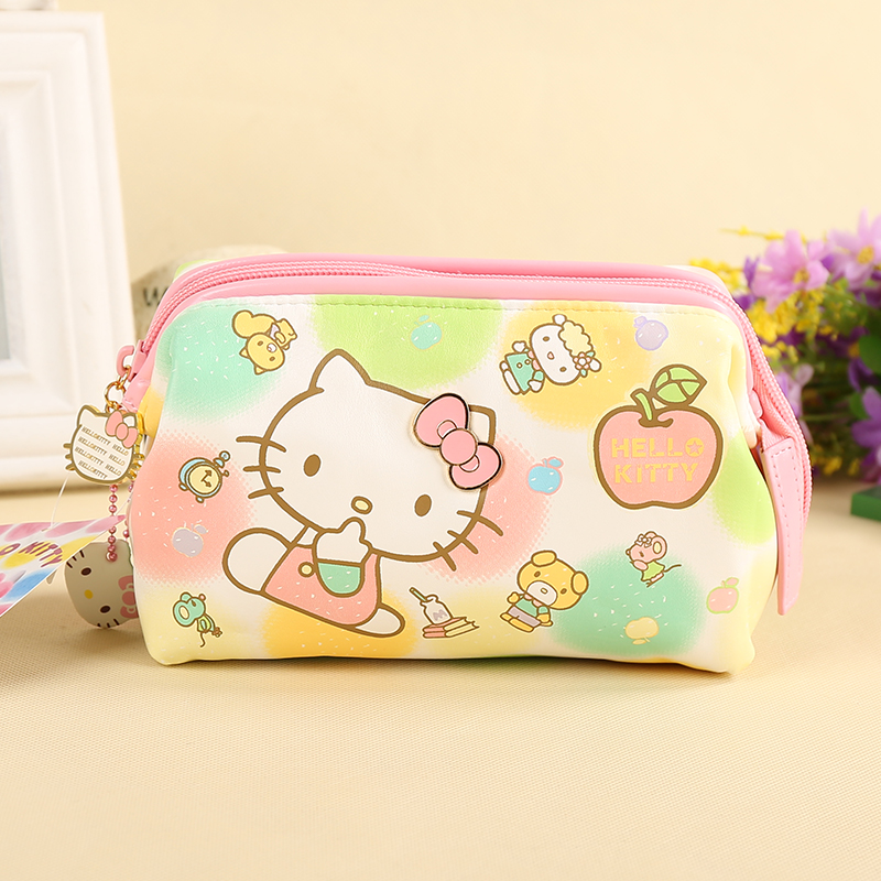 

Косметичка Hello kitty 2015