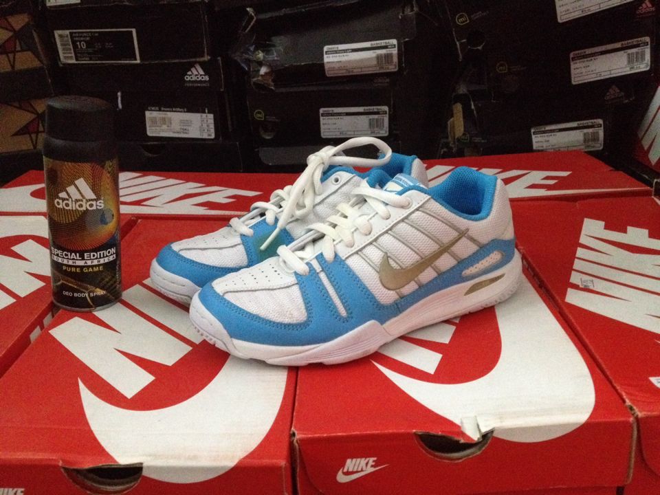 

Кроссовки NIKE AIR SPEED 325059-171 36 36.5