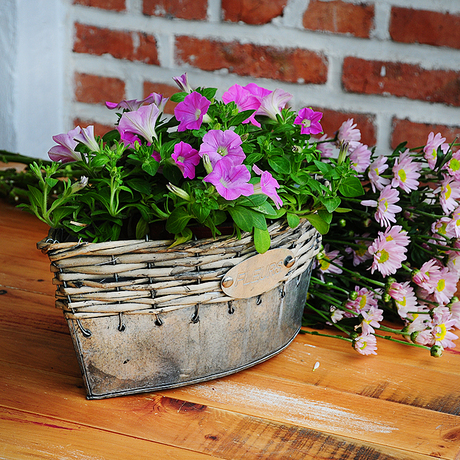 欧拉灰色船型铁皮柳编花盆创意田园多肉花盆个性铁质户外园艺铁器