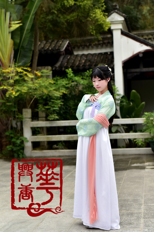 

Национальный костюм *2015