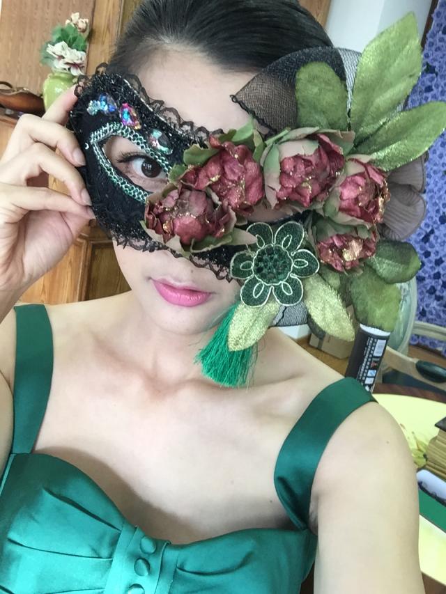 

Маска карнавальная Masked woman Phoenix