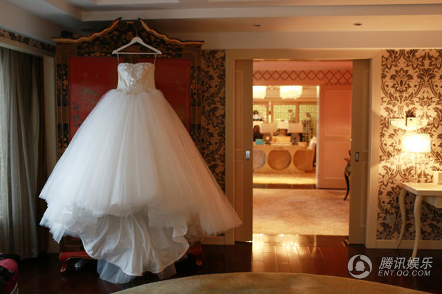 

Свадебное платье Venus wedding dress 2015