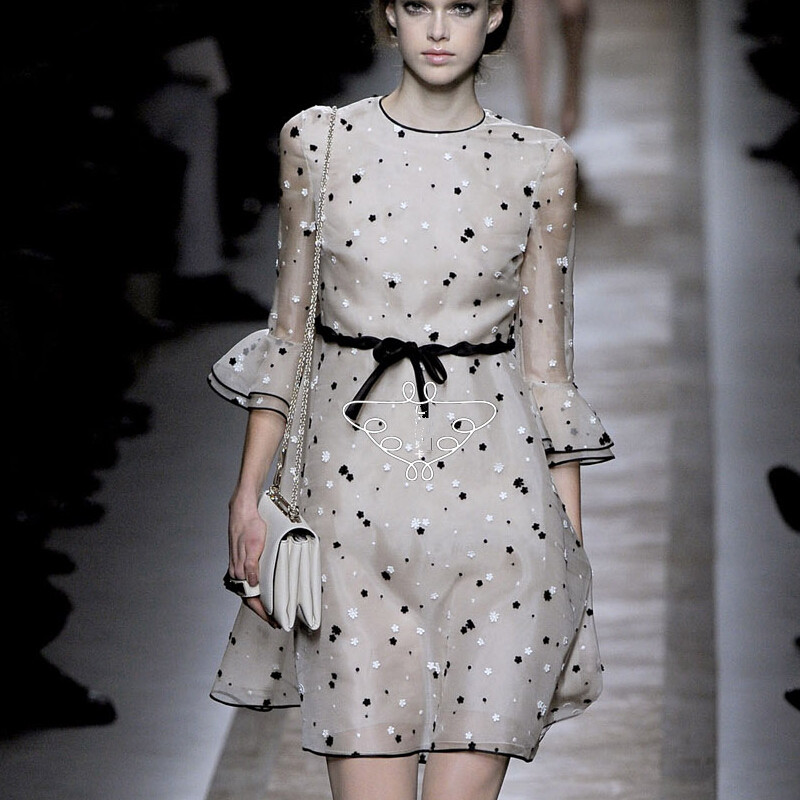

Женское платье MaxMara