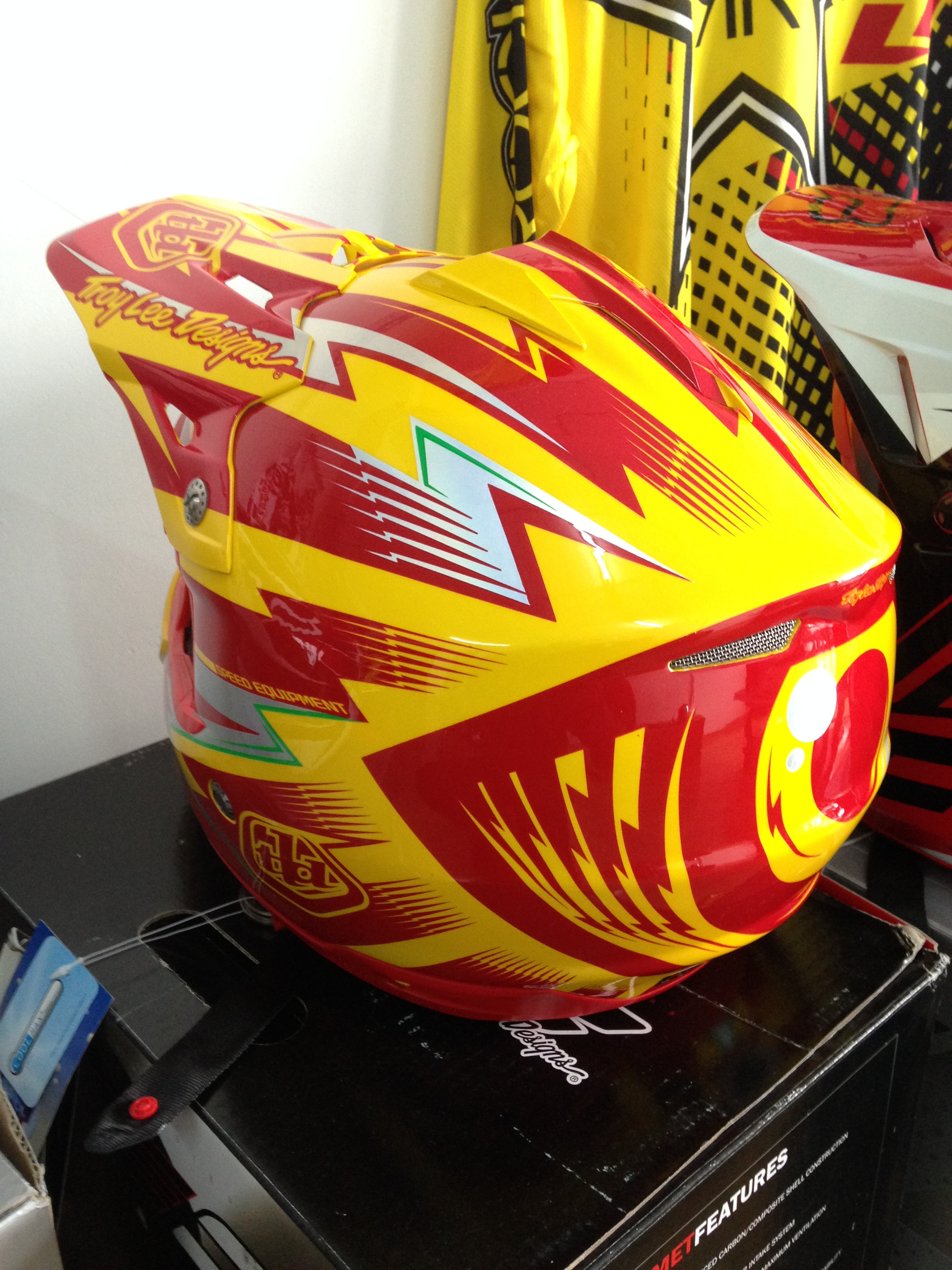 

велошлем Troy Lee Designs se3 DH