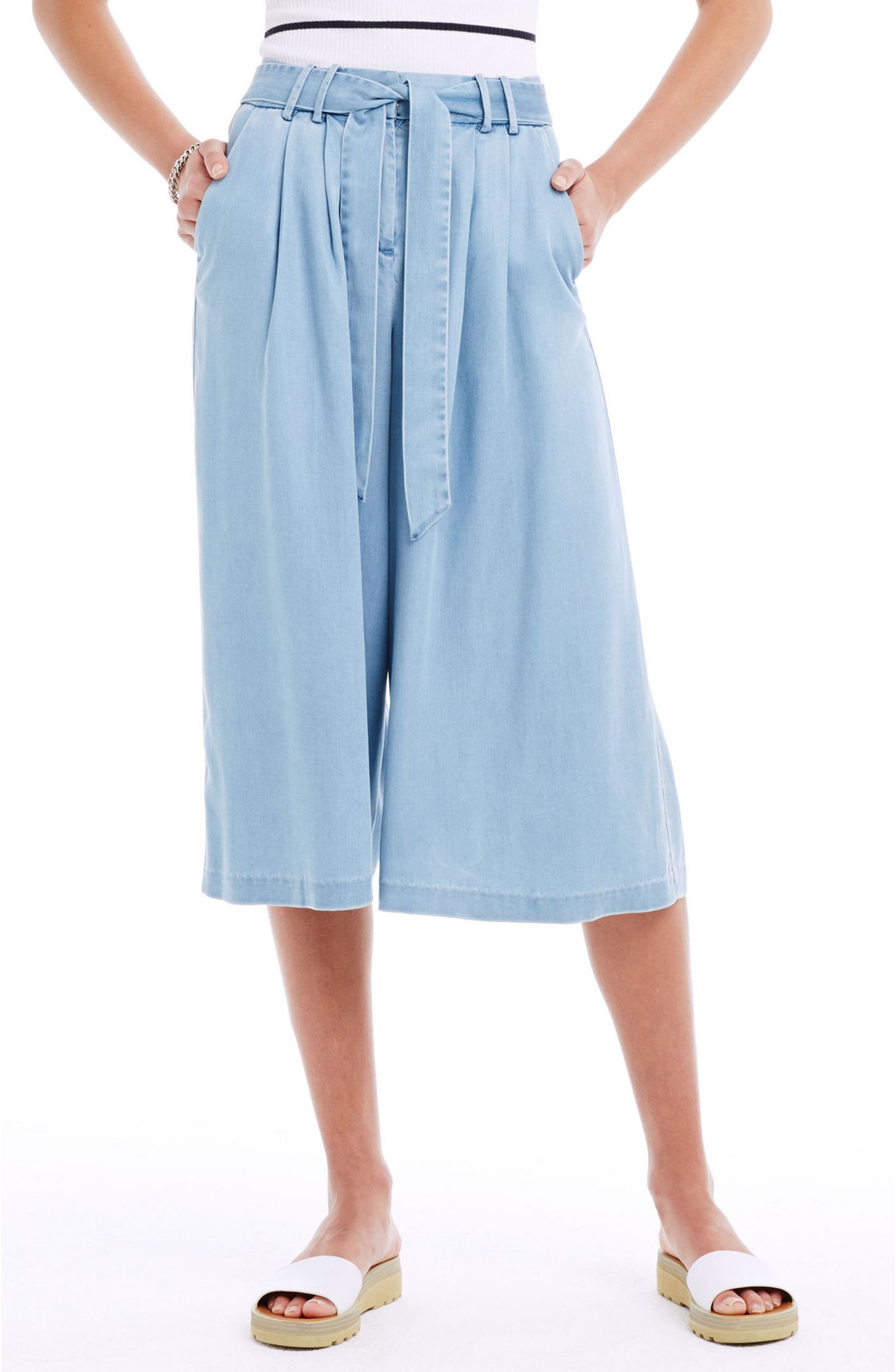 

Спортивные шорты Emporio Armani 2015 AX Armani Exchange