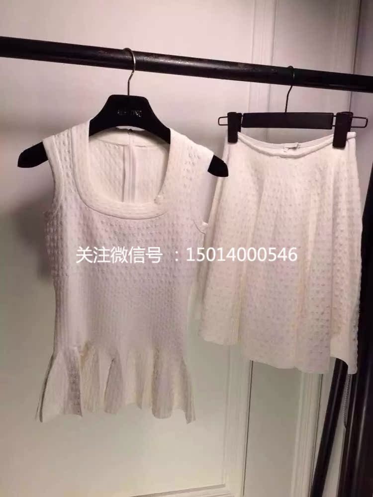 

Костюм 15 Alaia