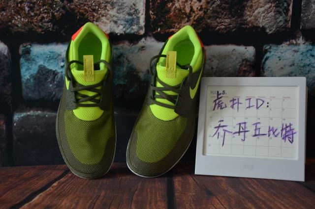 

Кроссовки Nike 555301-336