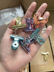 Зажим для бумаги