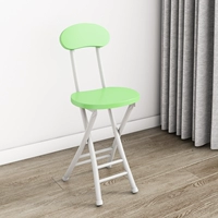 Светло -зеленый стул белой ноги