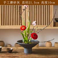 Матовые серые ступни на высоком каблуке, свободная гора меча 4,6 см.