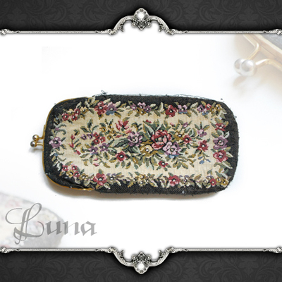 taobao agent Gloria ｜ Western antique vintage handmade double -sided embroidered mouth gold glasses bag wallet retro