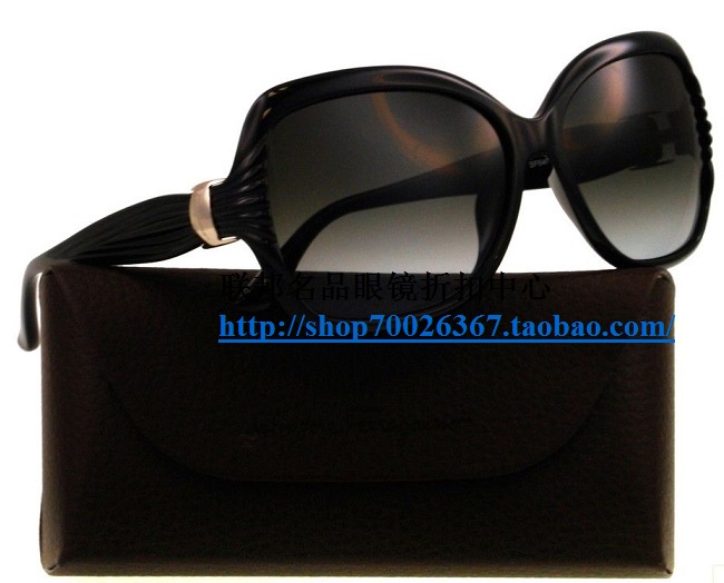 

Солнцезащитные очки FERRAGAMO Salvatore SF649S 001 220 261