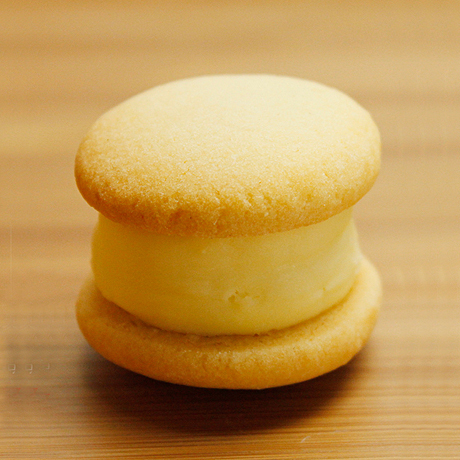 爱逛街为您找到夹心曲奇饼干相关的宝贝,您可以在下面的板块中挑选