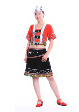 

Национальный костюм