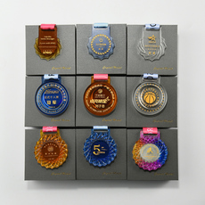 Заказной трофеи/медали/награды/сертификаты