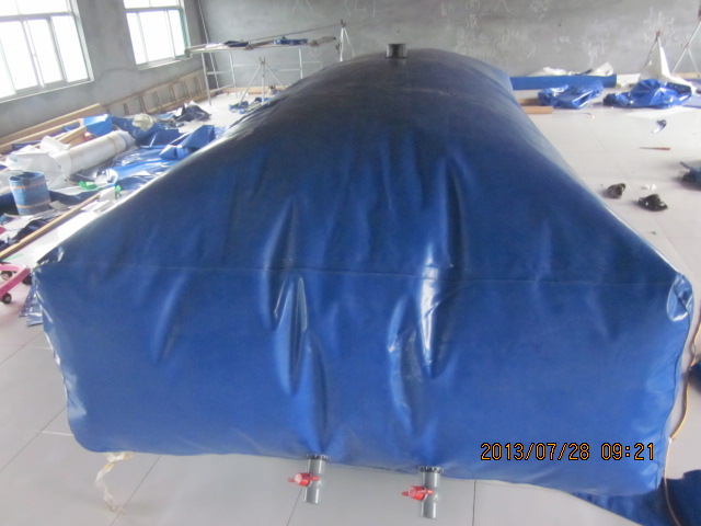 

Кожаный мешок для воды Dayu fluid bag 3.8*1.8*0.75/5