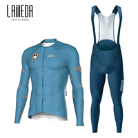 Синие подтяжки, штаны