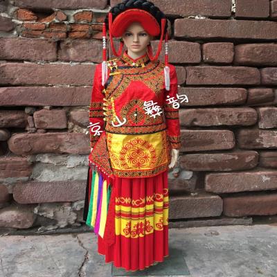 彝族婚服