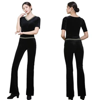 Черная цветная труба, бархатные штаны-клёш