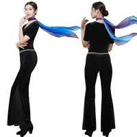 Черный цветной громкоговоритель, бархатные штаны-клёш