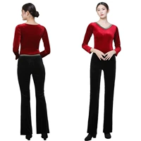 Лонгслив, труба, бархатные штаны-клёш