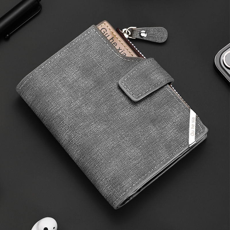 Gray, multiple card slots and large capacity