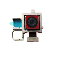 Задняя [основная] камера Honor 20 поставляется в комплекте с инструментами и клеем.