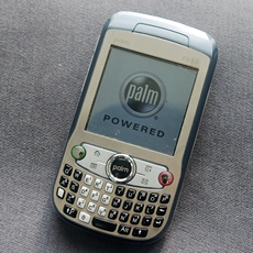 Проводной и DECT-телефон