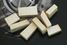 Изделие с гравюрой на слоновой кости