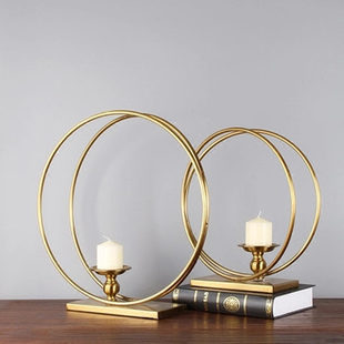 Hyundai simple model room restaurant personalized metal ring candlestick ornaments European -style luxury creative candlestick