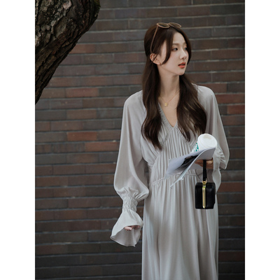 taobao agent Dress, fitted brace, V-neckline, long sleeve