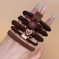 Коричневая резинка для волос